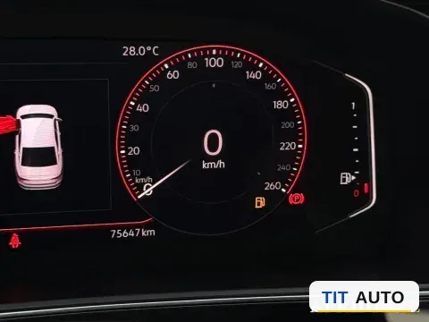 2019 Volvo V40 7