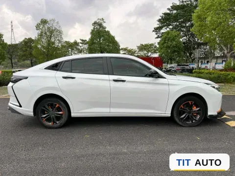 2023 DongFeng Aeolus YiXuan 8