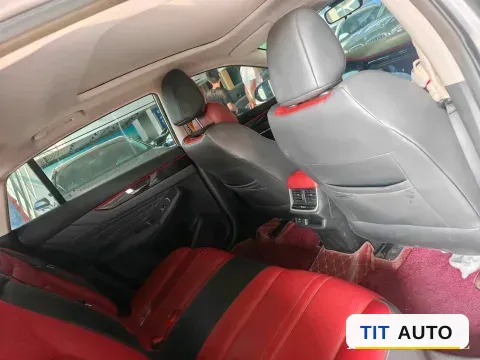 2021 DongFeng Aeolus YiXuan MAX 4