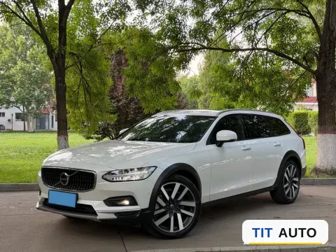 2023 Volvo V90