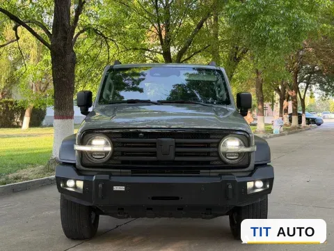 2021 Tank 300 2