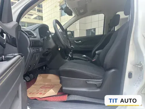 2019 Isuzu LingTuo 4