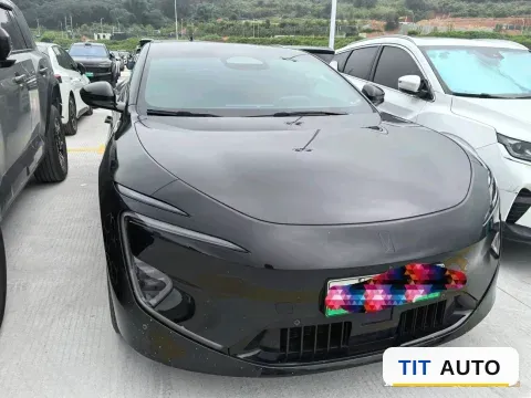 2023 Avatr 12 2
