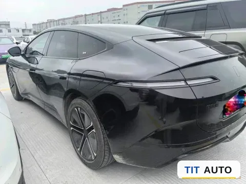 2023 Avatr 12 3