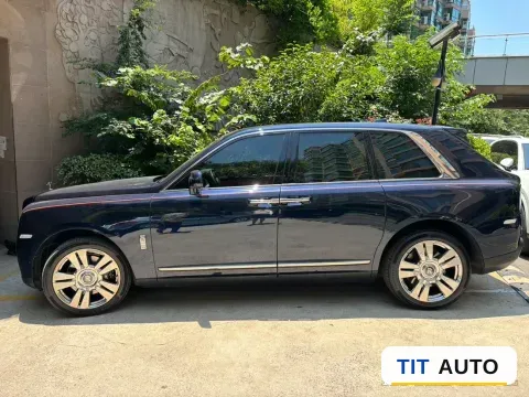 2018 Rolls-Royce Cullinan 5
