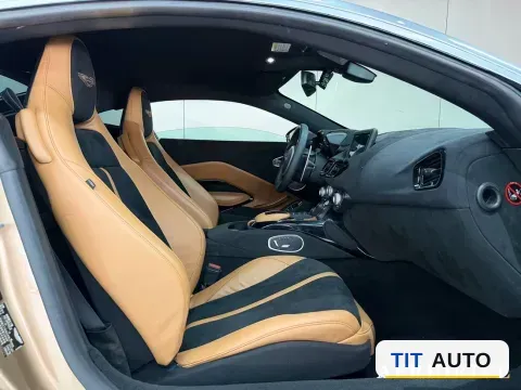 2018 Aston Martin V8 Vantage 14