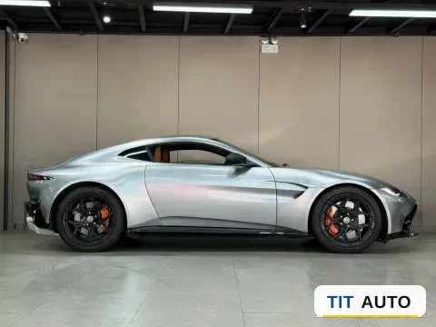 2018 Aston Martin V8 Vantage 7
