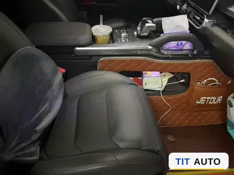 2024 Jetour ShanHai TravellerC-DM 4