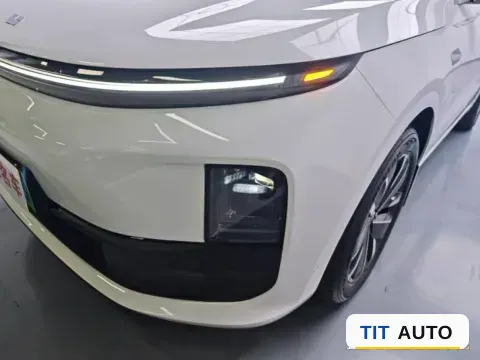 2025 Li L6 4