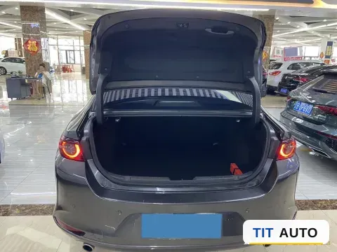 2023 Mazda 3 Axela 21