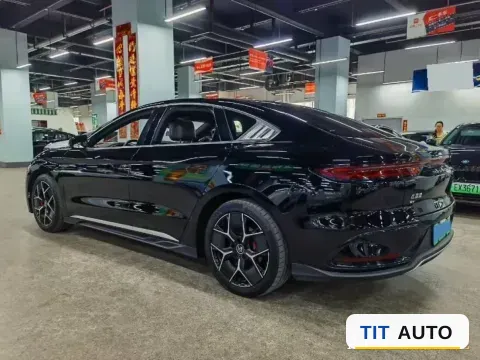 2022 Hycan A06 8