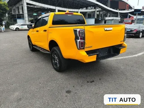 2021 Isuzu D-MAX 6