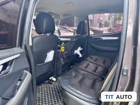 2020 Isuzu RE-MAX Jim 5