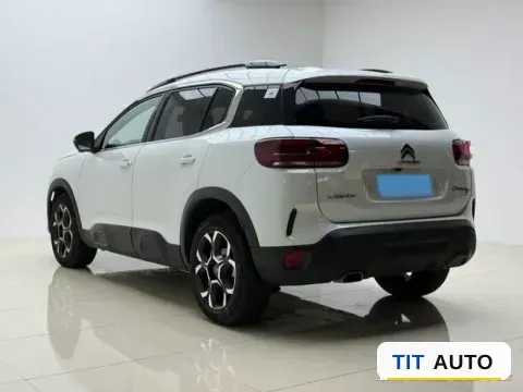 2023 Citroen C5 Aircross 5