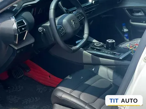 2022 Citroen C5 X 7