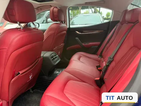 2019 Maserati Ghibli 5