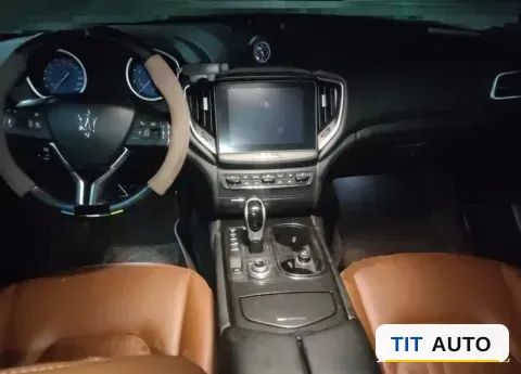 2018 Maserati Ghibli 3