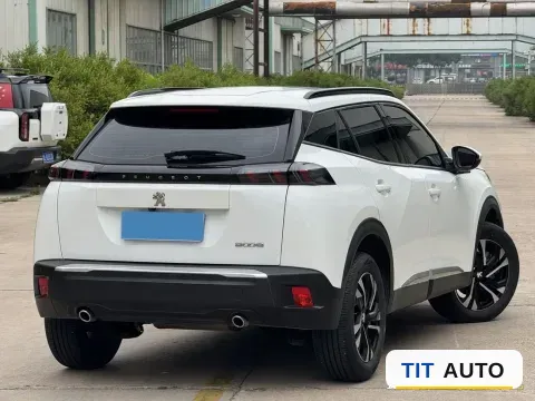 2022 Peugeot 2008 11