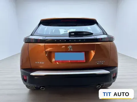 2022 Peugeot 2008 5