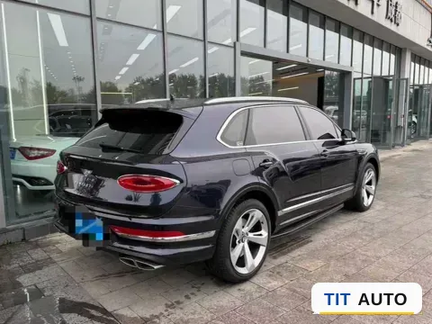 2024 Bentley Bentayga 2