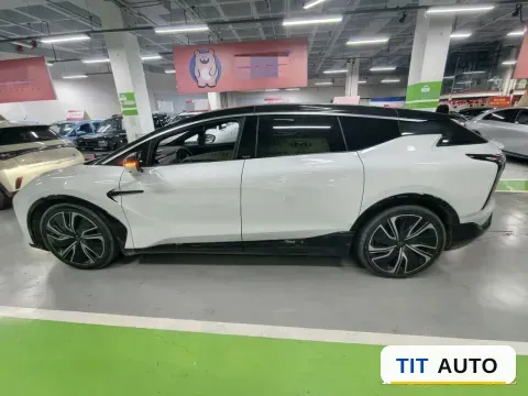 2022 HiPhi X 5