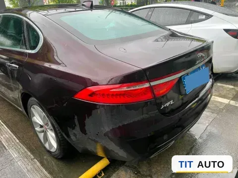 2020 Jaguar XFL 5