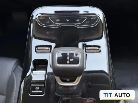 2026 DongFeng Forthing XingHai V9 11