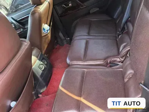 2018 Mitsubishi Pajero 2