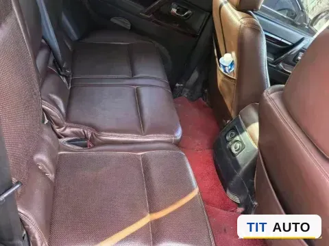 2018 Mitsubishi Pajero 5