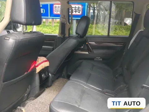 2018 Mitsubishi Pajero 3