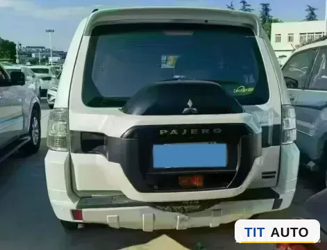 2018 Mitsubishi Pajero 5