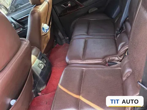 2018 Mitsubishi Pajero 9