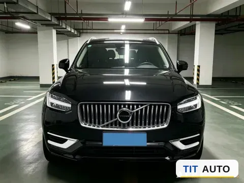 2023 Volvo XC90 2