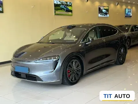 2025 Luxeed R7