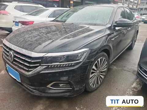 2019 Volvo V40