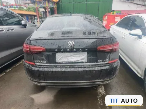 2019 Volvo V40 12