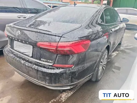2019 Volvo V40 13