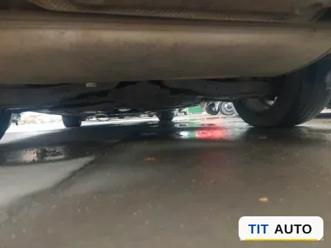 2019 Volvo V40 18