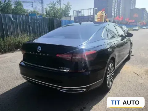 2019 Volvo V40 5