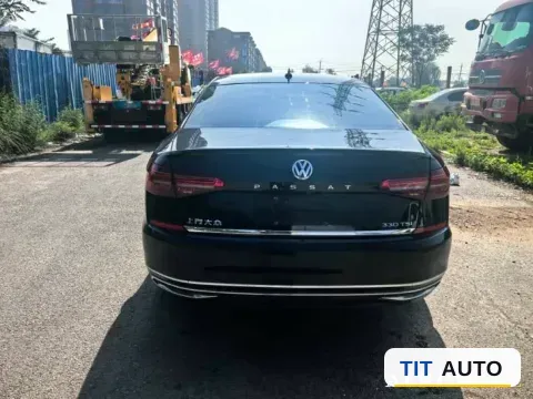 2019 Volvo V40 8