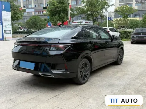 2020 DongFeng Aeolus YiXuan 8