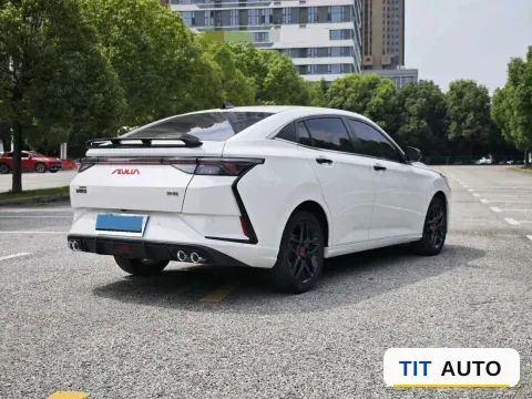 2021 DongFeng Aeolus YiXuan 5