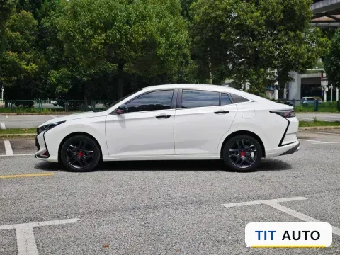 2021 DongFeng Aeolus YiXuan 8