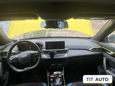 2021 DongFeng Aeolus YiXuan 6