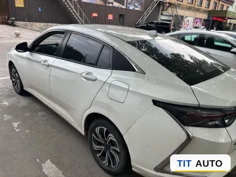 2021 DongFeng Aeolus YiXuan 4
