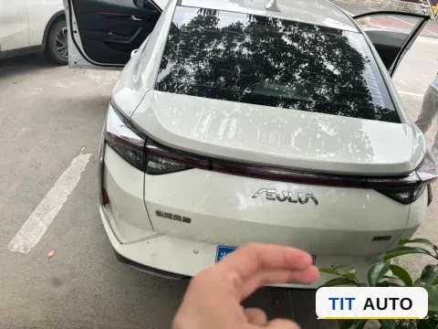 2021 DongFeng Aeolus YiXuan 8