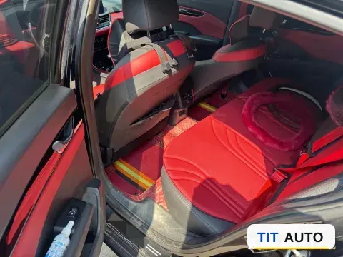 2021 DongFeng Aeolus YiXuan 5