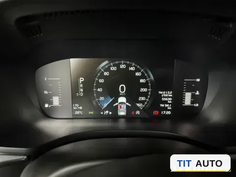 2020 Volvo XC60 6