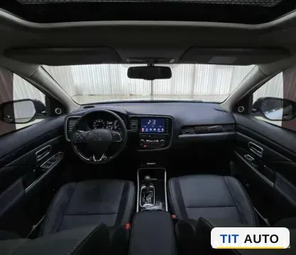 2019 Mitsubishi Outlander 7