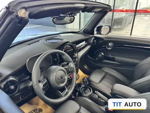 2023 MINI MINI 8